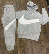 Conjunto NK Big Swoosh