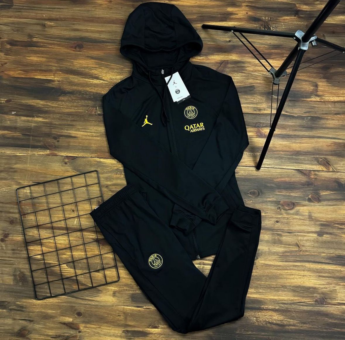 Kit Jordan PSG Strike