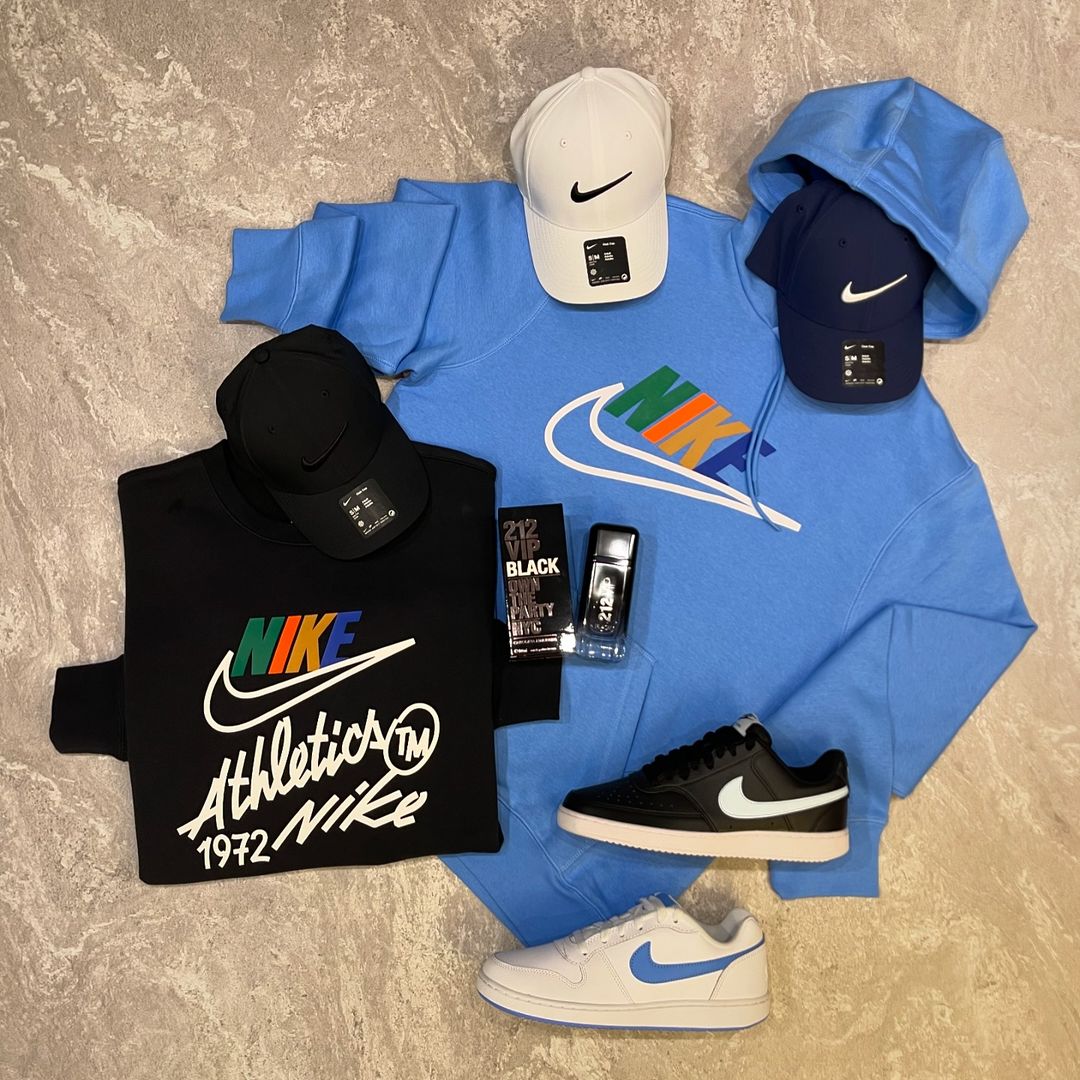 Kit NK Combo com 2 Blusas, 2 Bonés, 2 Sneakers e 1 Eau de Parfum