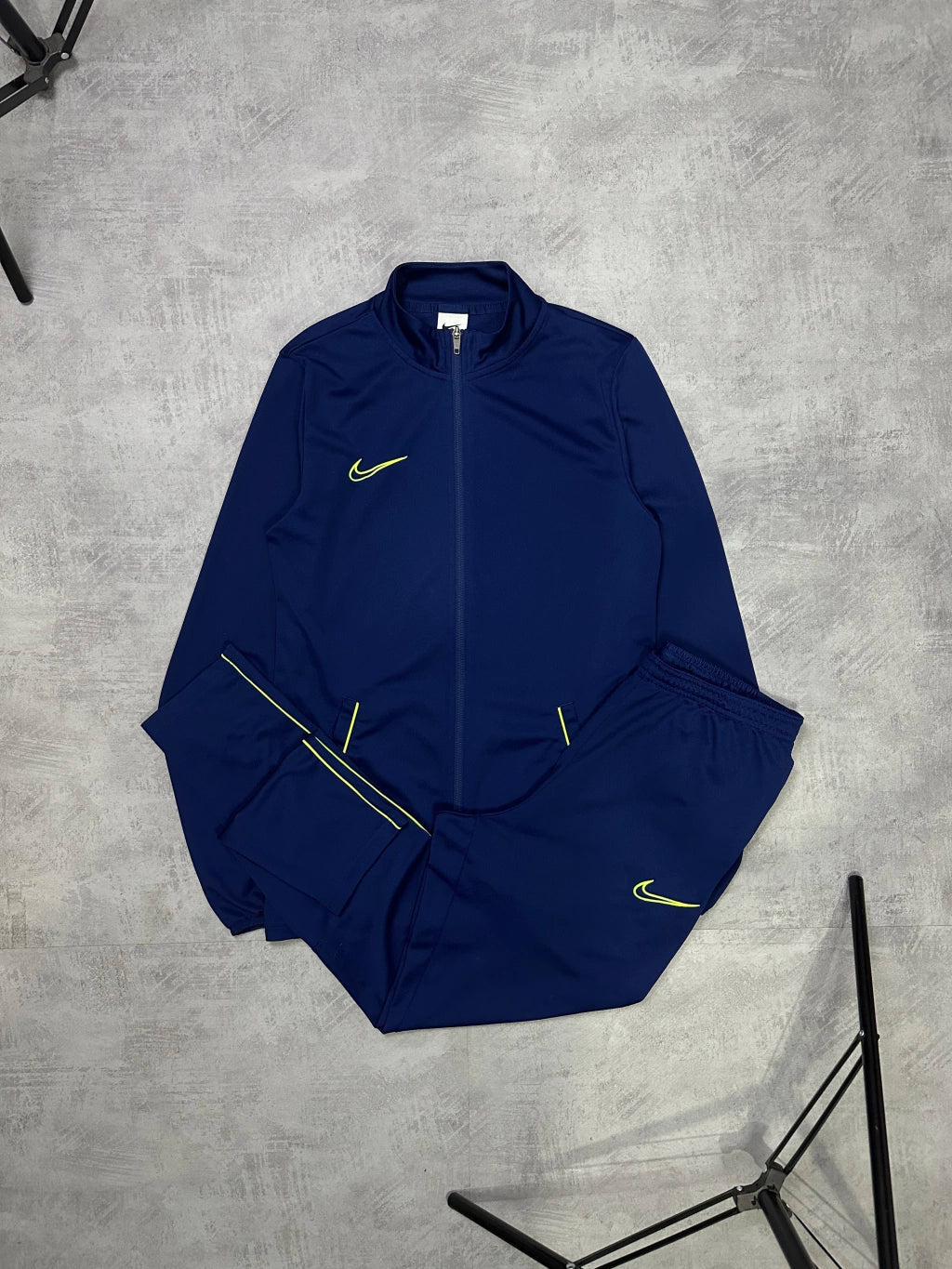 Conjunto NK Dri-Fit 2021 (Azul Escuro e Verde)