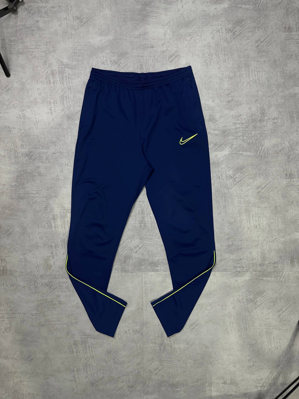 Conjunto NK Dri-Fit 2021 (Azul Escuro e Verde)